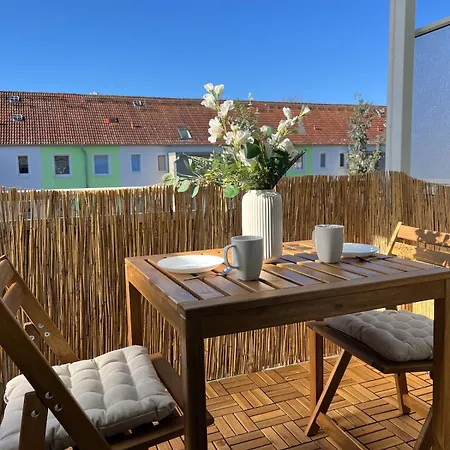 Gruene Oase Am Geiseltalsee